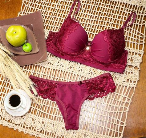 Conjunto Reforçado e Detalhe em Renda Fio Duplo No Bumbum Lingerie Feminina Deissy Nunca Usado
