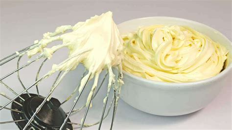 How to Make Italian Buttercream Meringue Frosting - Jotscroll