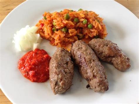 Cevapcici Mit Djuvec Reis Rezept Mit Video Kochbar De