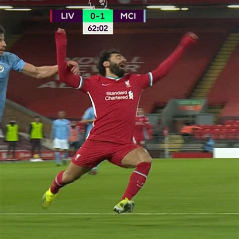 PsBattle: Mohamed Salah diving : r/photoshopbattles