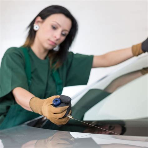 How Platinum Auto Glass Can Help Improve Your Vehicle S Safety Platinum Auto Glass