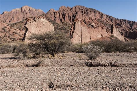 Puerta Del Diablo Aka Devils Gate Red Rock Formation In Dry Red