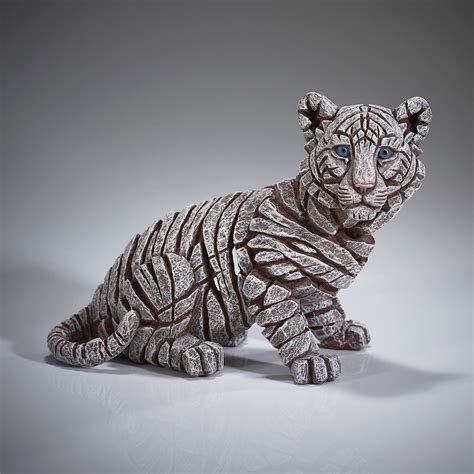 Edge Sculpture Tiger Cub Siberian By Matt Buckley Just Sculptures