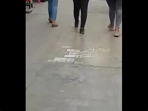 Vénézuélien marche énorme cul XVIDEOS