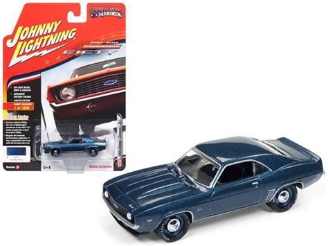 1 64 Johnny Lightning 1969 Chevrolet Camaro Zl1 Dusk Blue Poly 50th