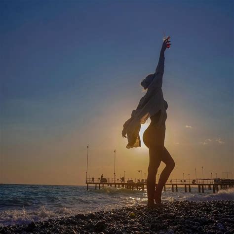 Claudia Redheaded Babe Gives Instagram A Dance Video In A Thong Of The Day DrunkenStepFather