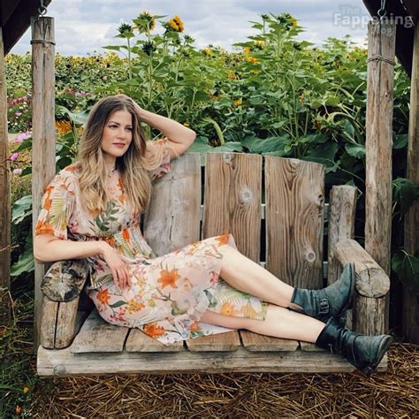 Tammy Gillis Nude Sexy Collection 14 Photos TheFappening