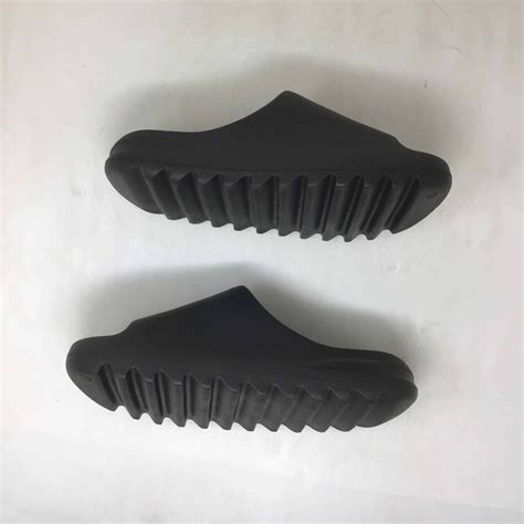 Adidas Yeezy Slides Onyx Grailed