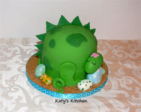 Katy's Kitchen: Dinosaur Baby Shower Cake and Cupcakes