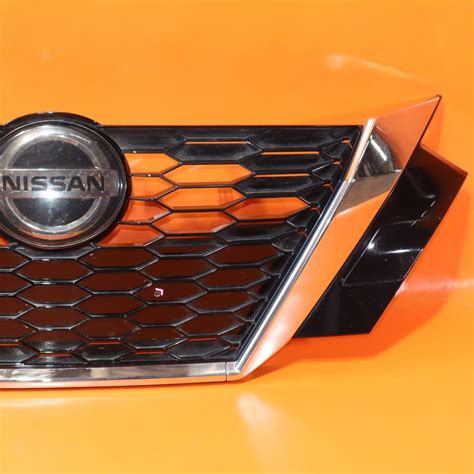 NISSAN SENTRA GRILLE 2020 2021 2022 62310 6LB0A SEDAN OEM