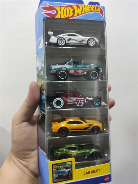 Hot Wheels Car Meet 5 Pack Hobbies Toys Toys Games On Carousell