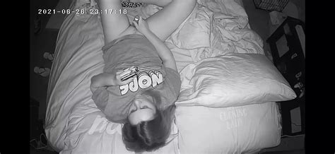 Milf Tetona Tiene Un Orgasmo Explosivo En La C Mara Con Un Nuevo Vibrador Xhamster