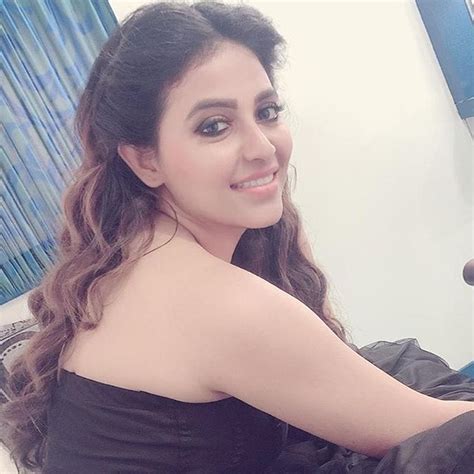 Actress Anjali Bikini Photos