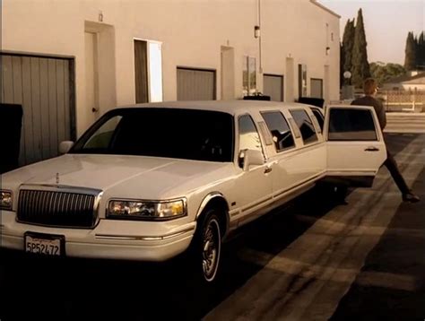 Imcdb Org Lincoln Town Car Stretched Limousine Executive Ba In