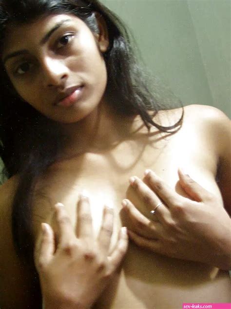 Sri Lankan Nude Girls Photos Sex Leaks