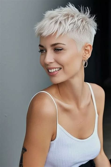 Mega Kurze Haare F R Frauen Freche Schnitte Hairtastic De Very Short Hair Short Blonde