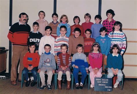 Photo De Classe Cm De Ecole Saint Vincent Ardentes