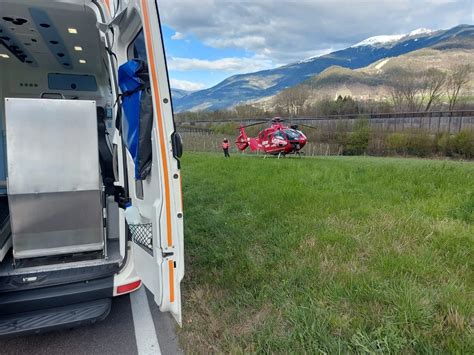 Schrambach Auto überschlägt sich auf der Geraden Südtirol News