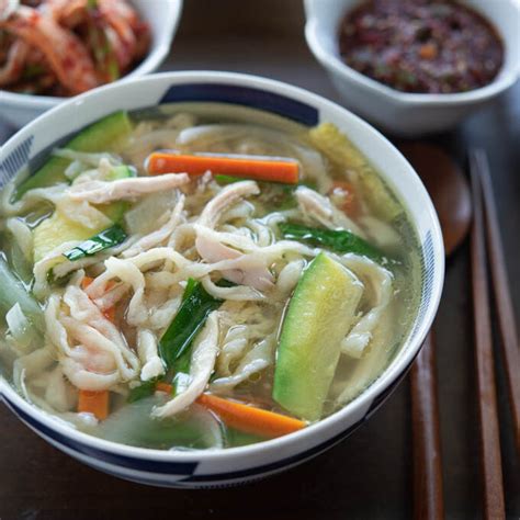 Korean Knife Cut Noodle Soup Kalguksu Beyond Kimchee