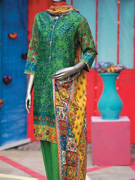 Latest Pakistani Fashion 2022 23 Medium Shirts With Cigarette Pants