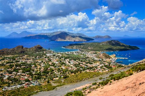 Lipari Come Arrivare Dove Dormire E Spiagge Sicilia Info