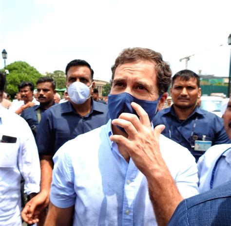 Free Photo Rahul Gandhi Detained By Delhi Police Ld