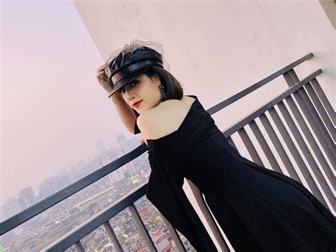 T Nh Tin N M I C A Quang H I So V I Hot Girl M Th C Ng M T Ch N M T M I Y