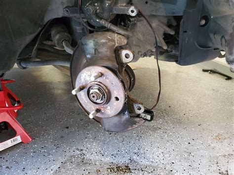 How To Replace Wheel Studs On A Honda Civic Replacing A