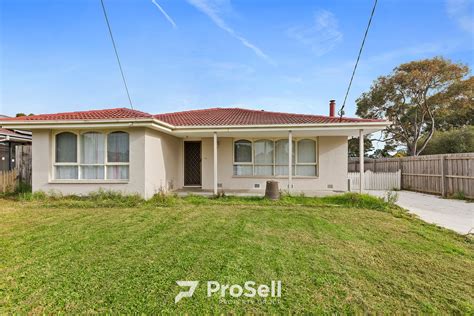 9 Vanessa Drive Hampton Park Vic 3976 Domain