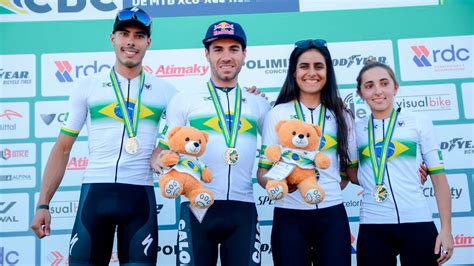 Henrique Avancini 13 vezes campeão brasileiro no XCO Karen Olimpio