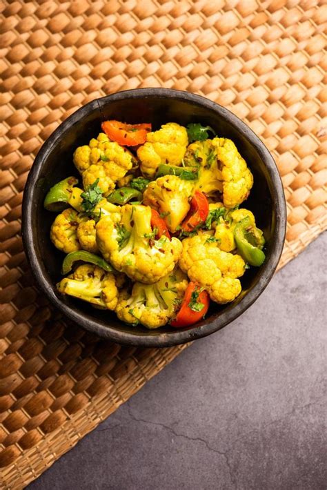 Indian Phool Gobi Shimla Mirch Sabji Recipe Or Capsicum Cauliflower