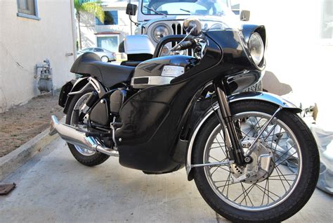 1964 Velocette Venom Clubman Veeline | Bike-urious