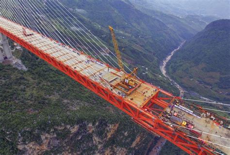 Beipanjiang Bridge in China höchste Brücke der Welt steht DER