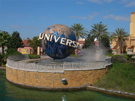 visiting universal studios theme park   vip   save