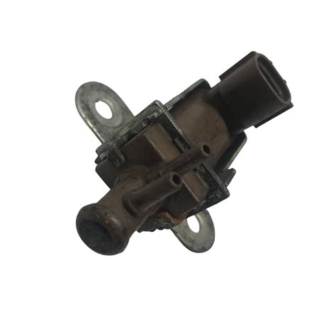 Mitsubishi / Emissions Control Valve / 3.2L Diesel / MR258166