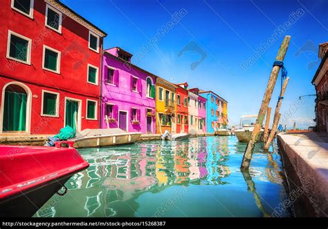 Bunte Fassade Auf Burano Provinz Venedig Lizenzfreies Bild