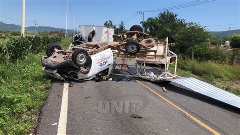 Tres Lesionados En Aparatoso Choque M Ltiple Sobre La Carretera Federal