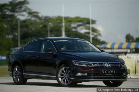 Volkswagen Passat R-Line review | Torque