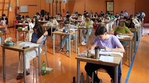 Maturità 2023 la prima prova delude gli studenti 3 su 4 spiazzati