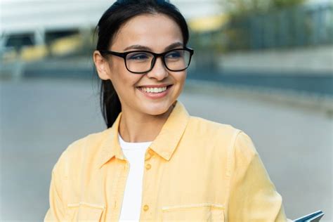 Am I a Candidate for Prism Glasses? | Cave Creek, Arizona