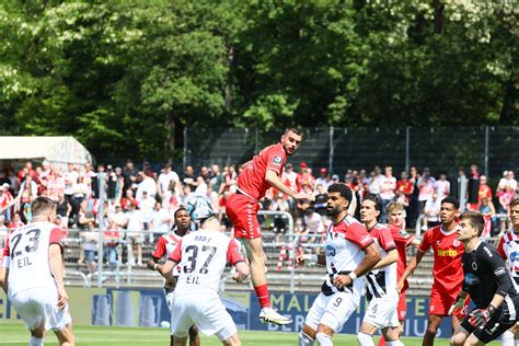 Jahnelf Holt Einen Punkt Bei Viktoria K Ln Ssv Jahn Regensburg