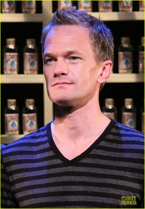 neil patrick harris   hide nyc photo call photo