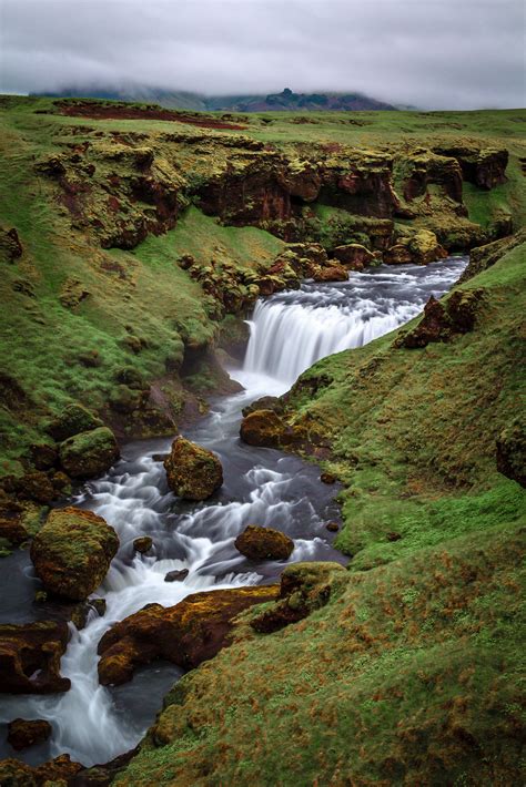 The Fimmvörðuháls hiking trail above Skogafoss is full of amazing ...