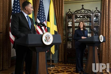 Photo Vice President Kamala Harris Meets With Jamaica Prime Minister