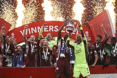 Leicester wins FA Cup for first time, beating Chelsea 1-0