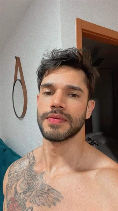 Pin De Eduardo Gon Alves Pires Em Barbas Em Cabelo Masculino