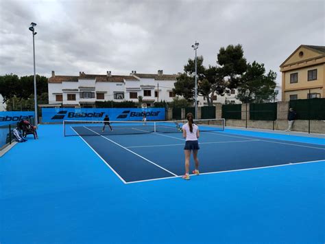 El Club Español de Tenis incorpora las pistas del siglo XXI y se