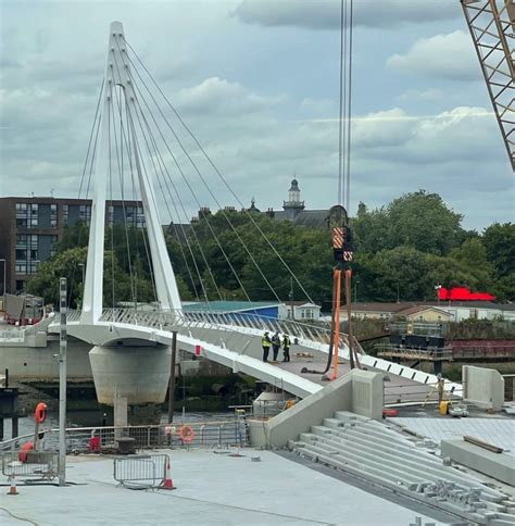 New Govan Partick Bridge Installed Over River Clyde In Glasgow BBC News