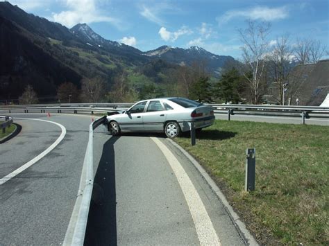 Sachschaden Bei Verkehrsunfall In Teufen Polizeinews Ch