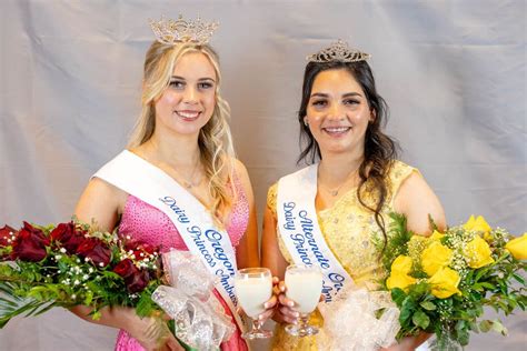 Oregon Dairy Women Crown 2022 2023 Oregon Dairy Princess Ambassadors